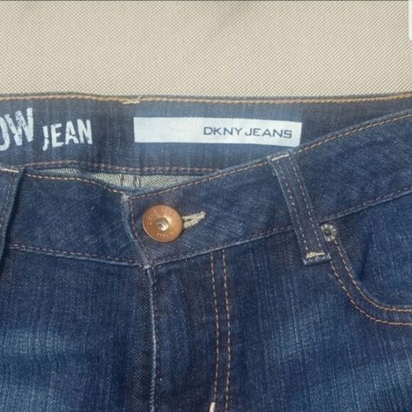 DKNY Shorts Jean Women's 6 Dark Wash Bermuda Zip and Button Up - Picture 9 of 10